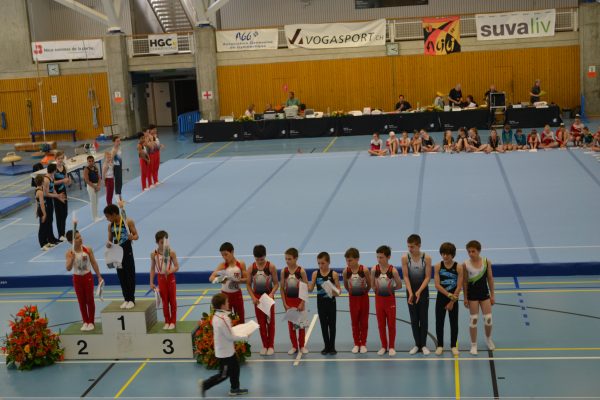 Photo 22 – Genevoise au Bois-des-Frères (2-3 mai)